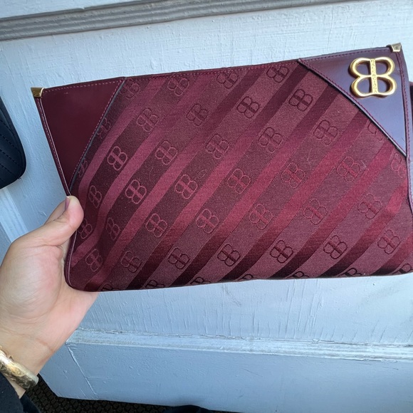 Brand: Balenciaga Clucth/ can be shoulder bag - Picture 2 of 12